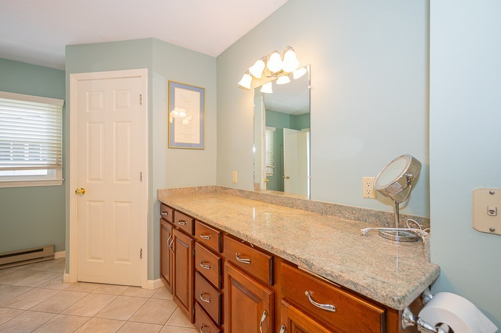 126 Thompson Road Webster, MA 01570 - Photo 15 of 30 Gallery Image 15