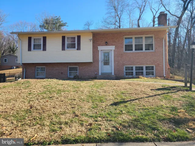 $2,350 | 12513 Colby Drive, Woodbridge, VA 22192