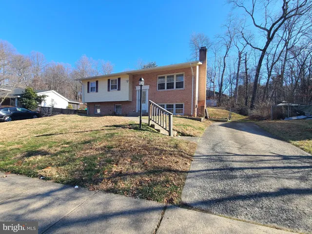 $2,350 | 12513 Colby Drive, Woodbridge, VA 22192