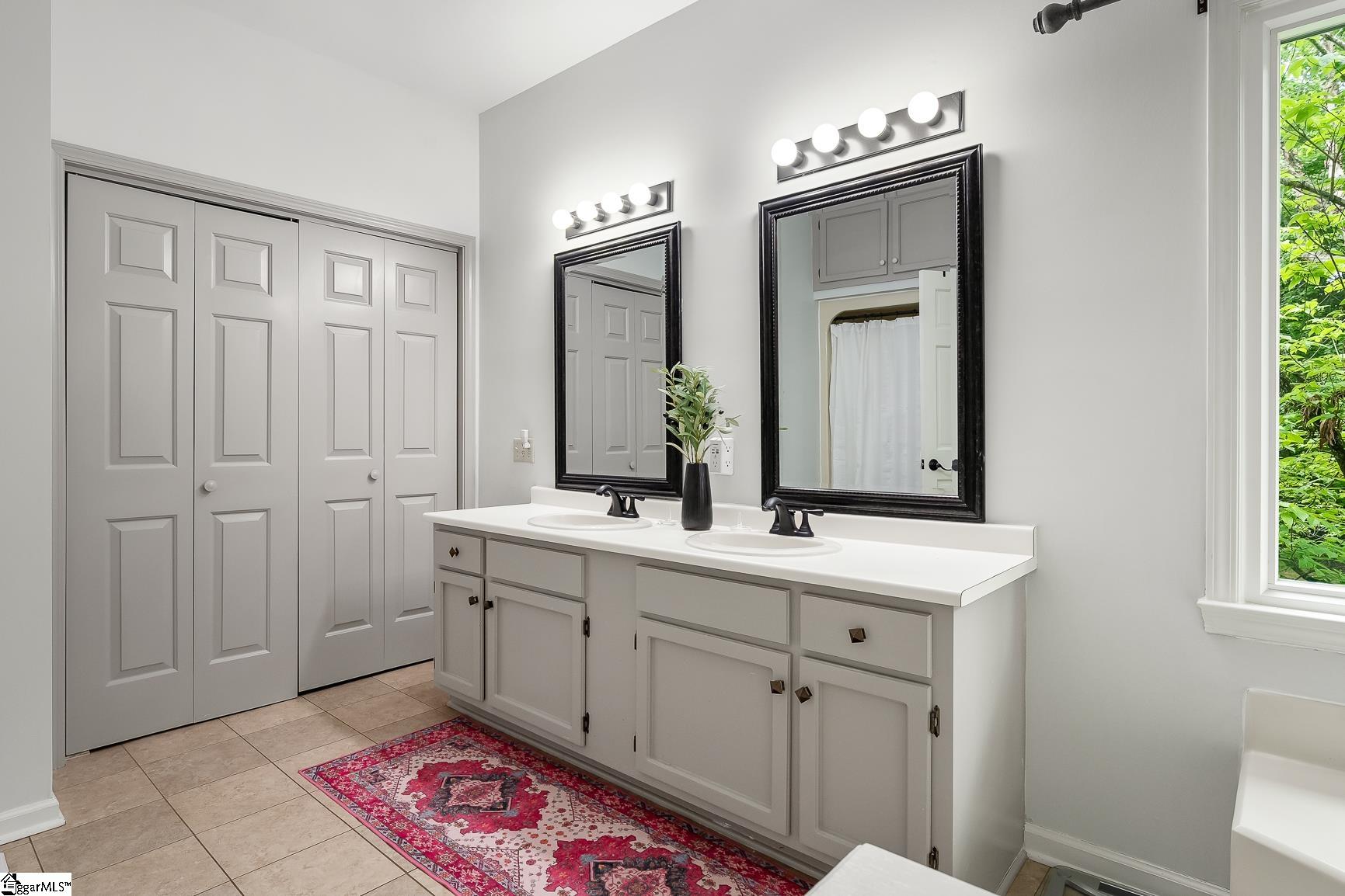 215 Holborne Drive Easley, SC 29642 - Photo 17 of 35