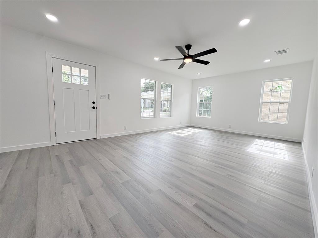 1322 3rd Street Graham, TX 76450 - Photo 3 of 31