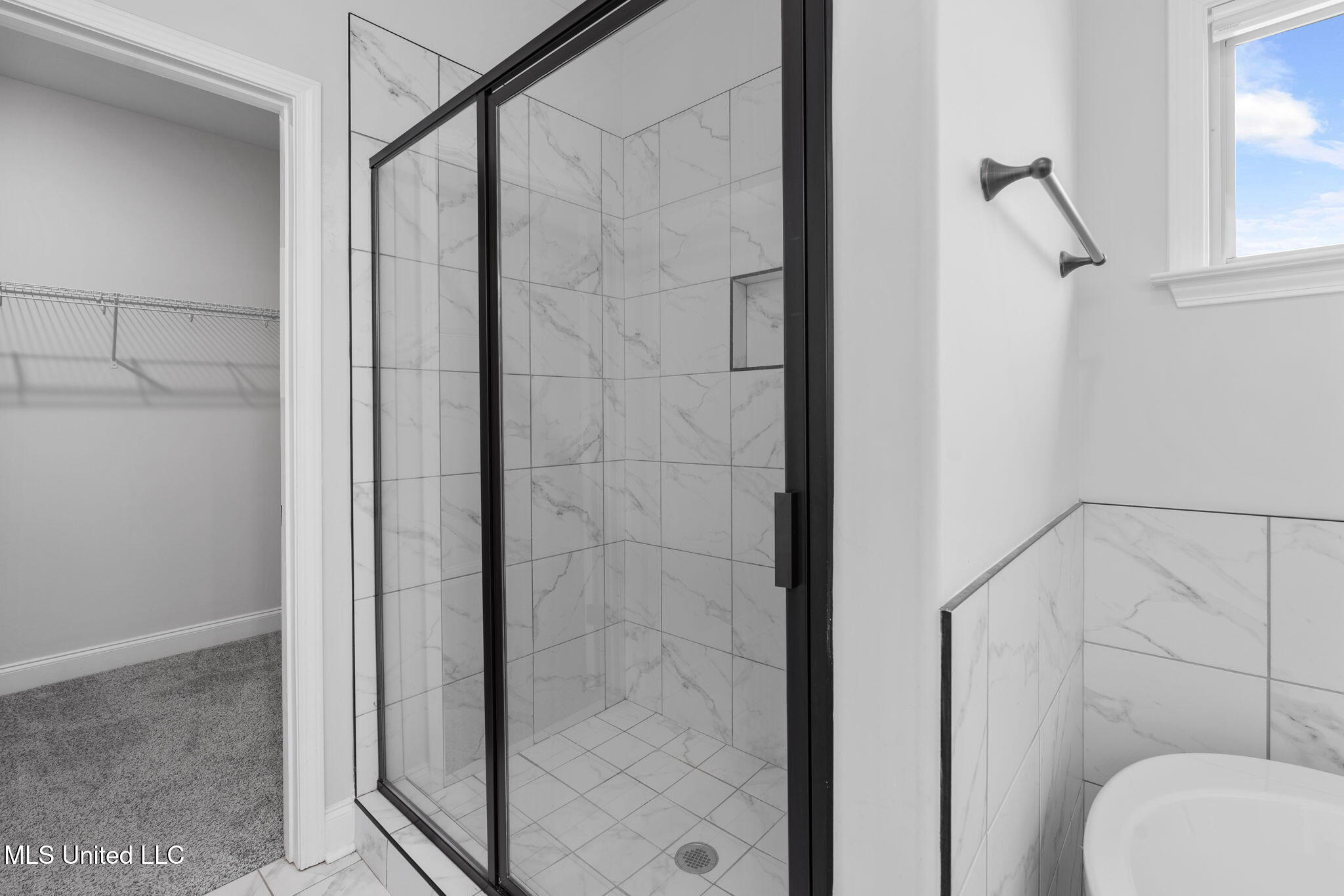 1802 Millers Cove Nesbit, MS 38651 - Photo 17 of 32 17-web-or-mls-1802 Millers Cv%0A-16