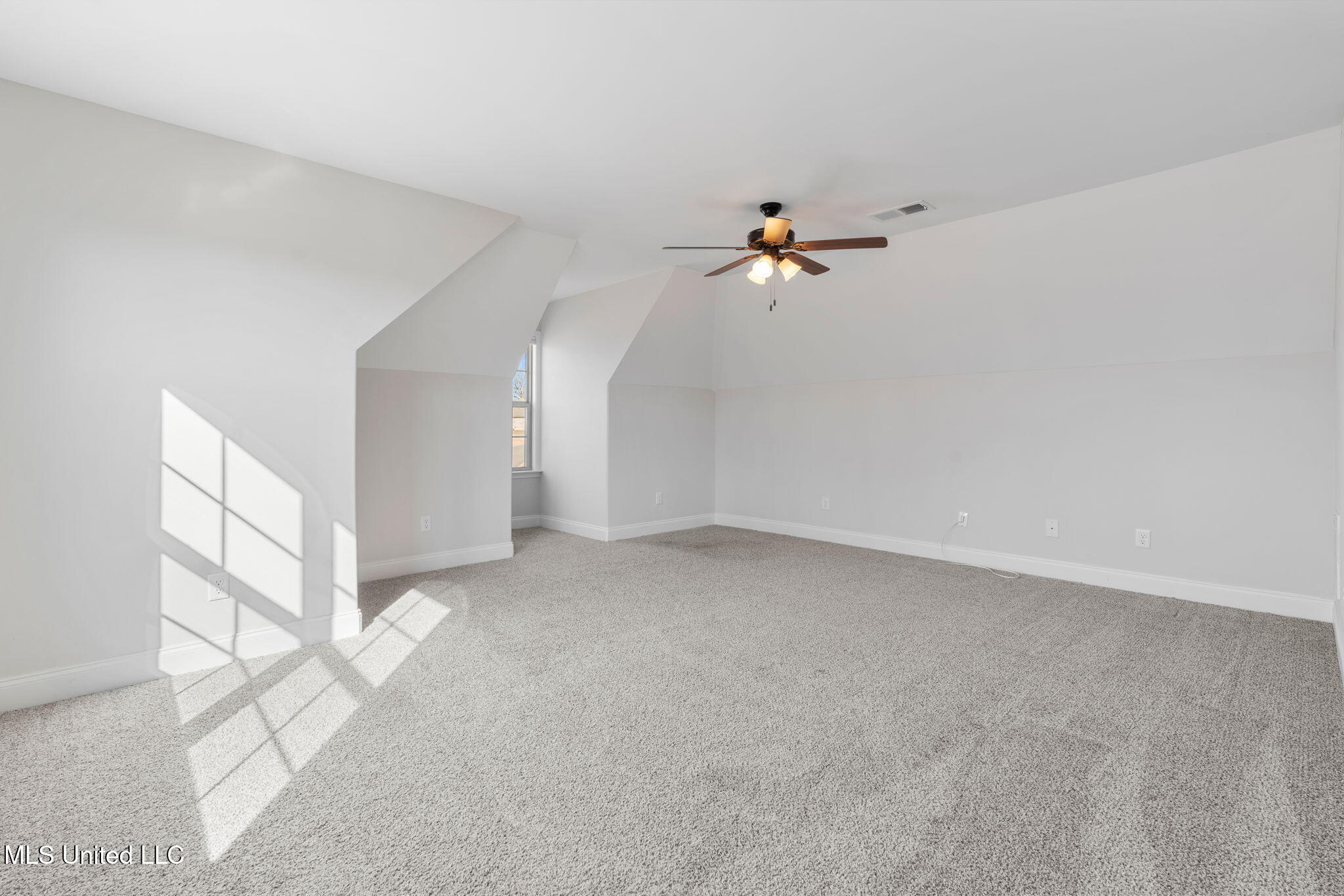 1802 Millers Cove Nesbit, MS 38651 - Photo 24 of 32 24-web-or-mls-1802 Millers Cv%0A-23