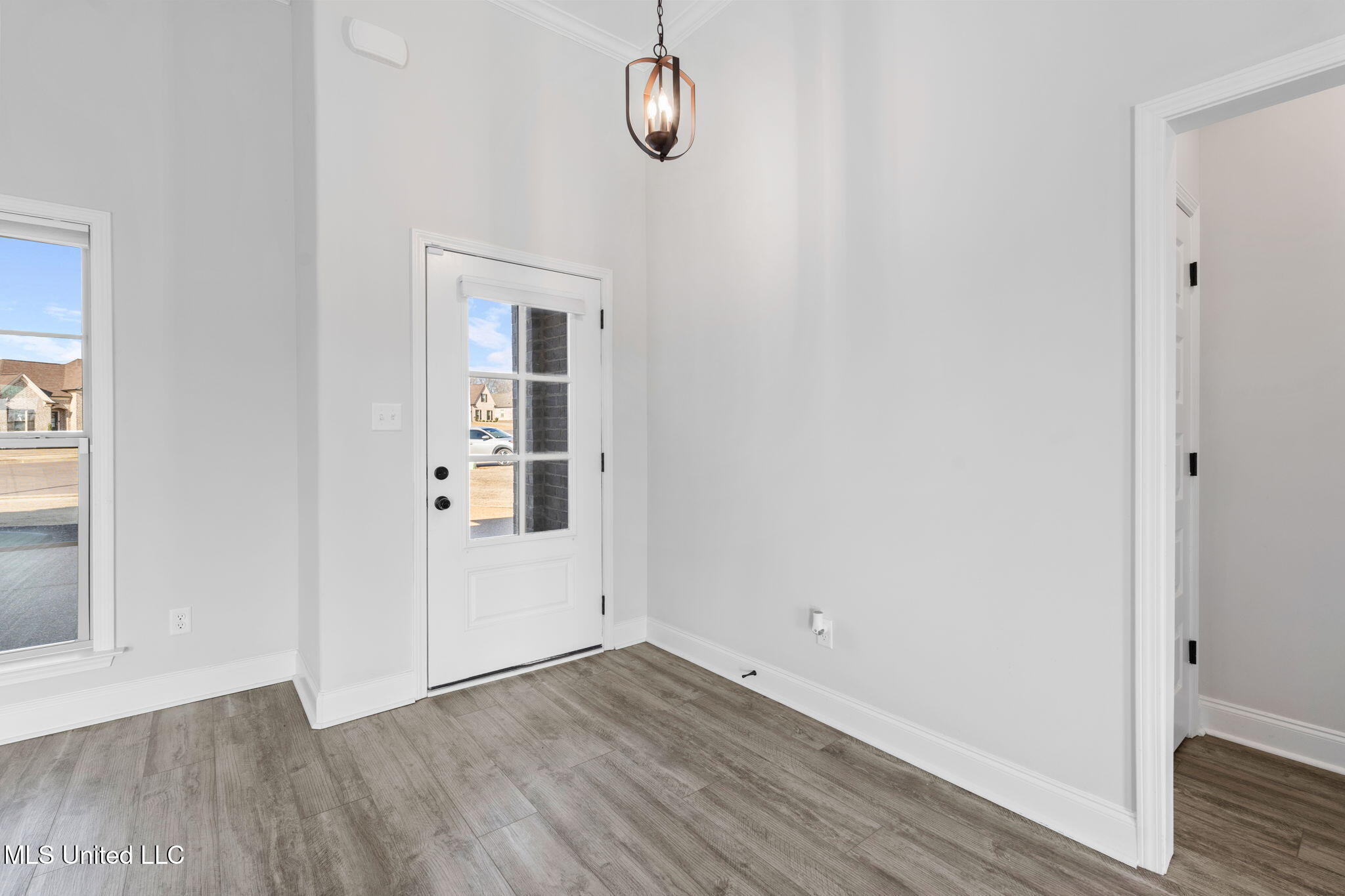 1802 Millers Cove Nesbit, MS 38651 - Photo 5 of 32 5-web-or-mls-1802 Millers Cv%0A-04