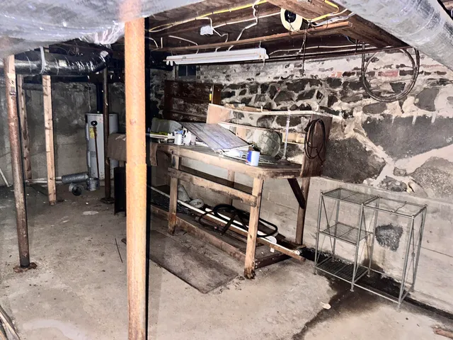 $319,900 | 165 Rogers Road, Kittery, ME 03904