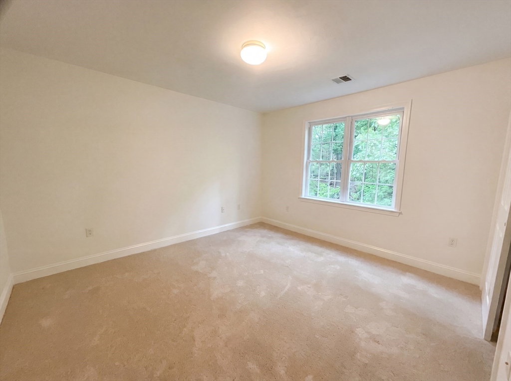 14 Smith Road Sutton, MA 01590 - Photo 14 of 30