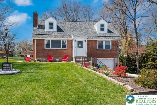 $515,000 | 724 Krocks Court, Lower Macungie Township, PA 18106