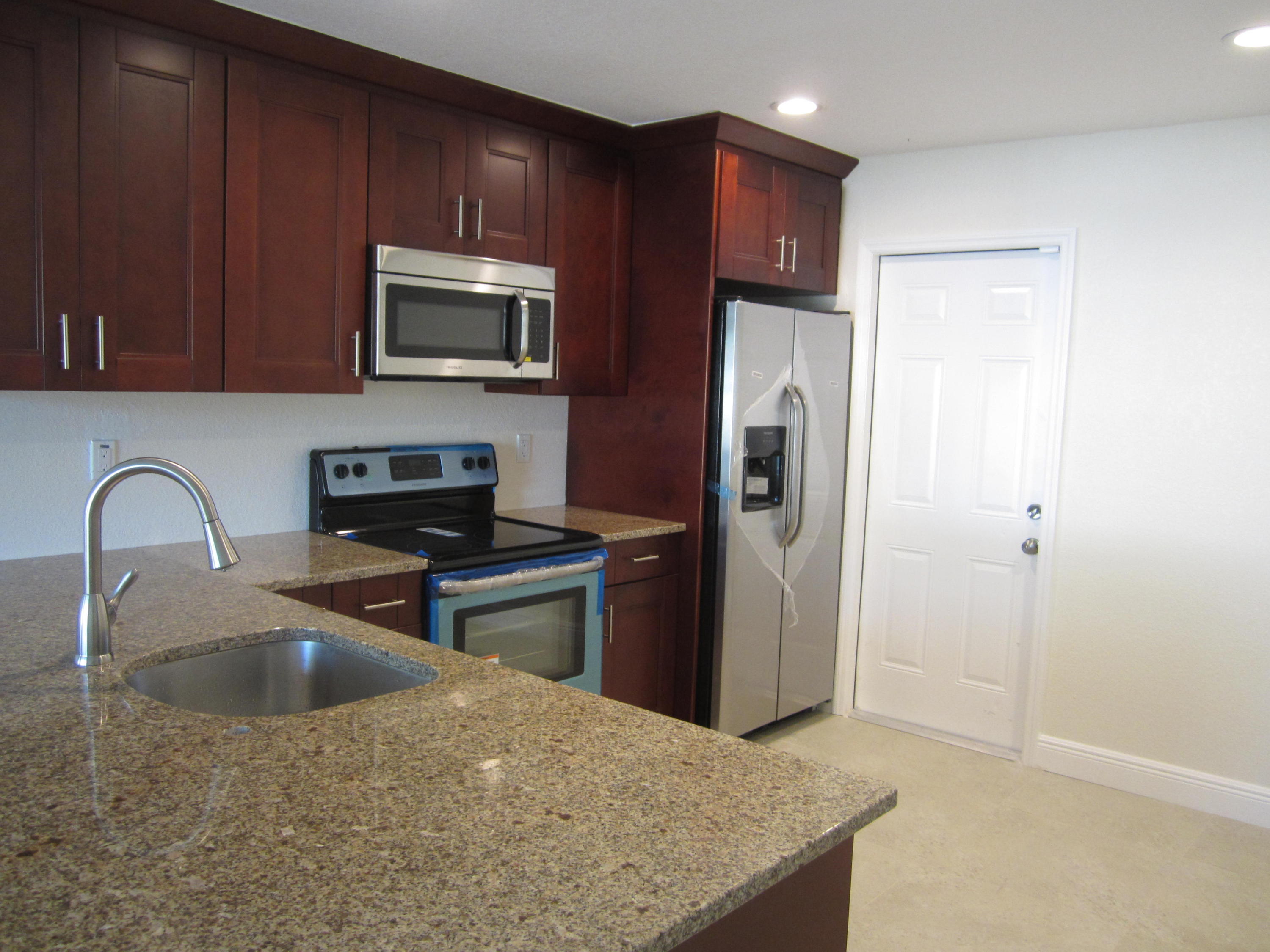 2325 Cypress Road West Palm Beach, FL 33409 - Photo 8 of 23 IMG_1809