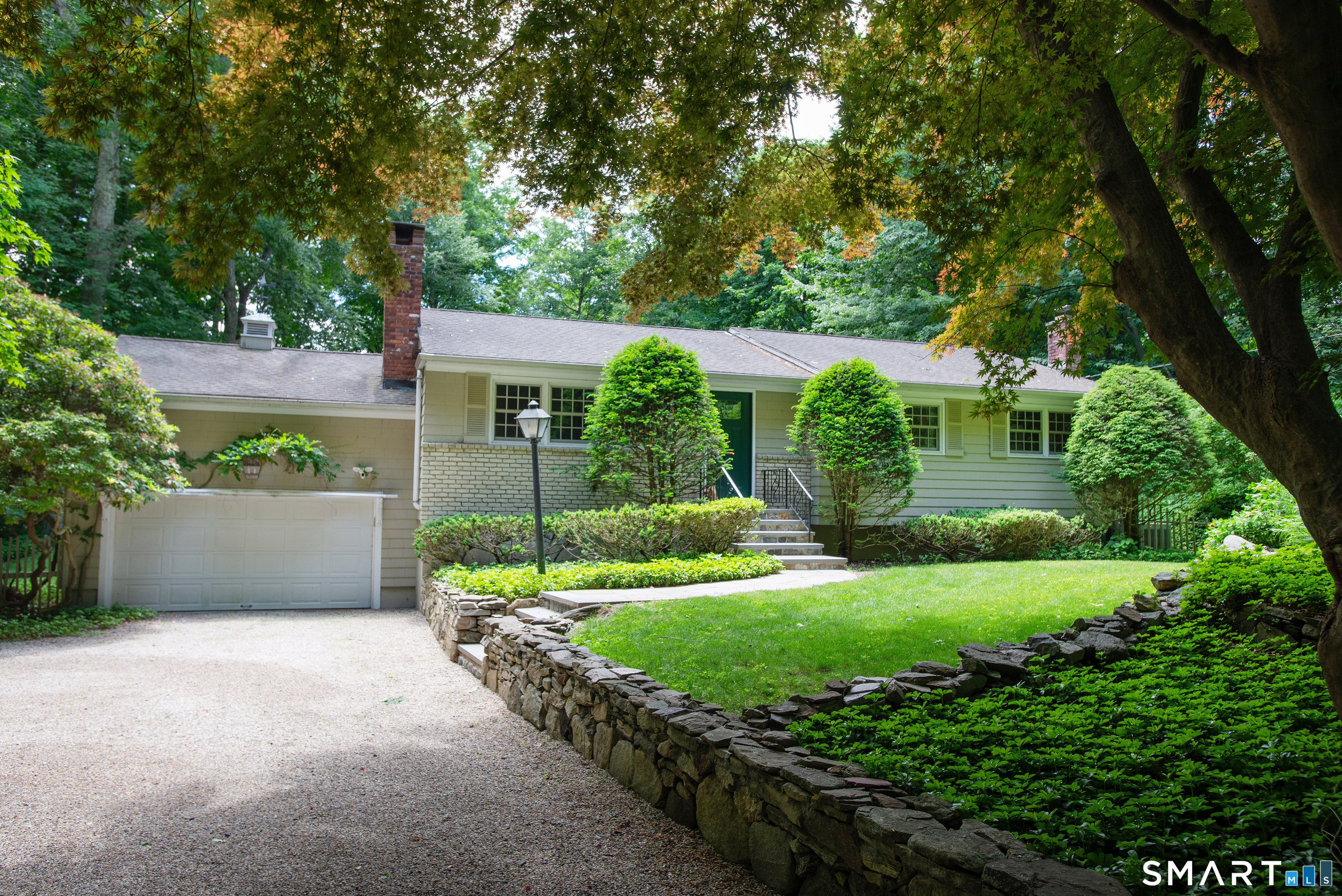 128 Florida Hill Road Ridgefield, CT 06877 - Photo 2 of 21