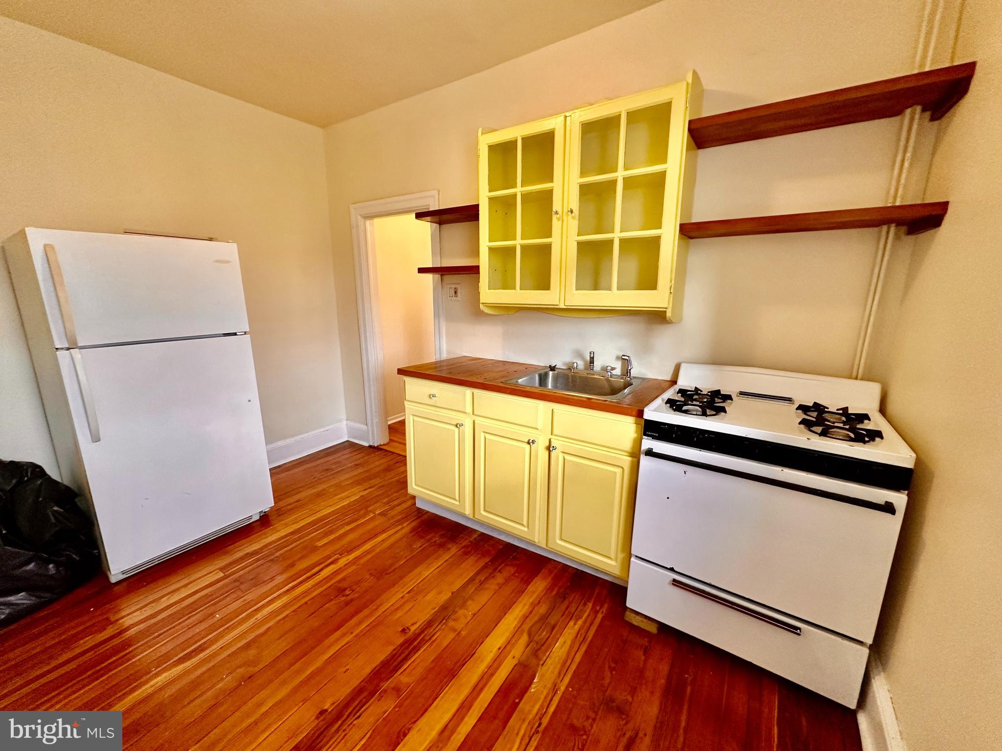 3400 Henry Avenue, Unit 2F Philadelphia, PA 19129 - Photo 4 of 6 Gallery Image 4