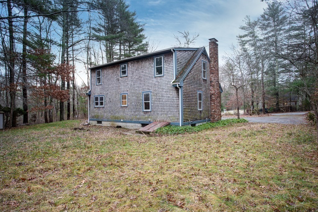 138 Chipaway Road Freetown, MA 02717 - Photo 3 of 17 Gallery Image 3