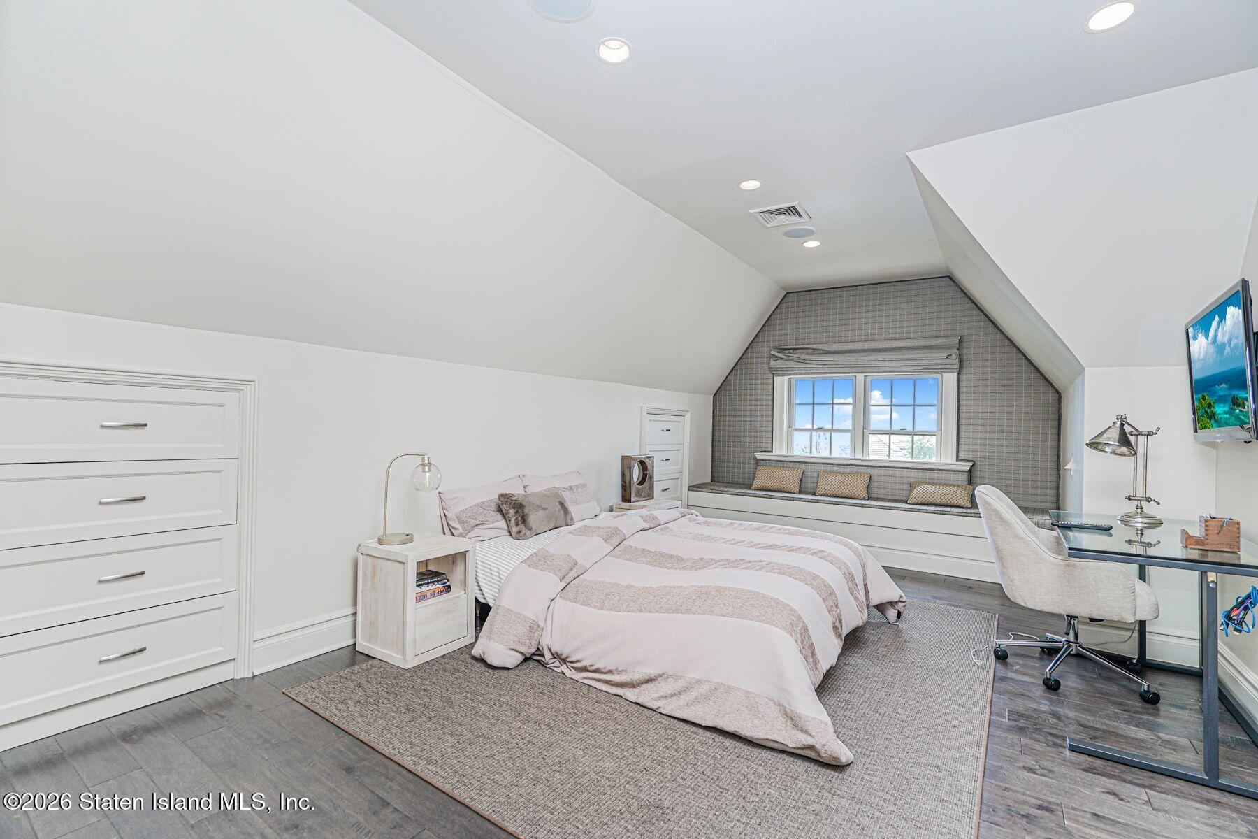 125 Benedict Road Staten Island, NY 10304 - Photo 52 of 96 125 bdrm 6 2