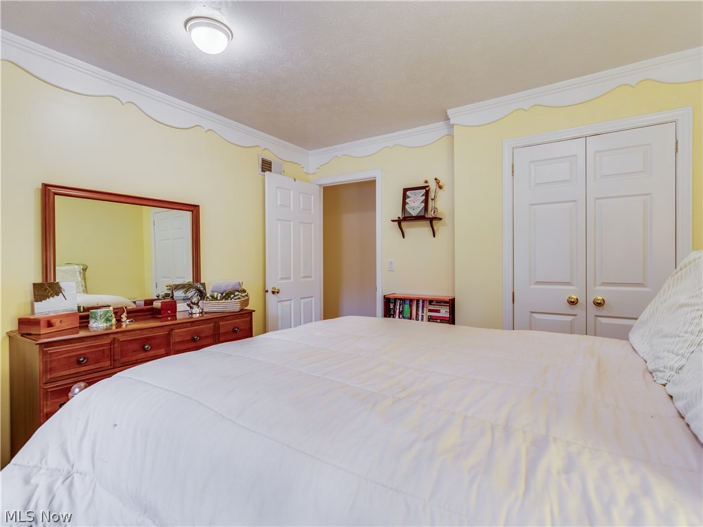 1107 Tait Road New Franklin, OH 44319 - Photo 24 of 35