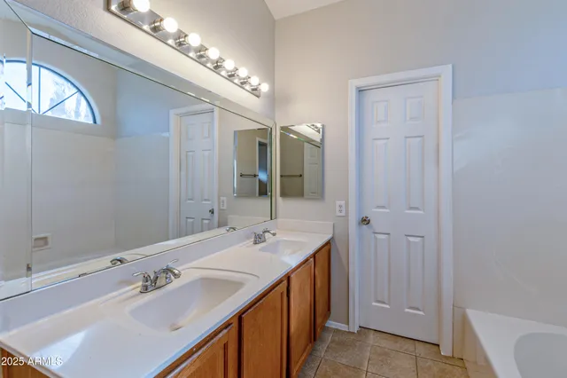 $3,300 | 13170 North 90th Place, Scottsdale, AZ 85260