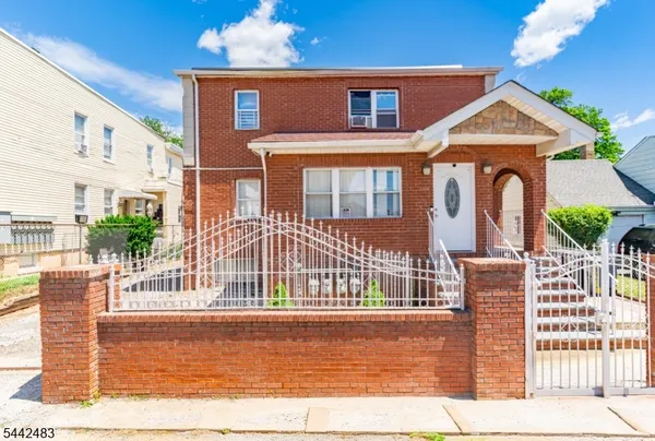 $1,199,900 | 829 Allen Street, Unit 4, Elizabeth, NJ 07202
