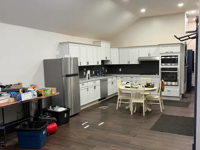 $349,900 | 1981 Watkins Road, Battle Creek, MI 49015