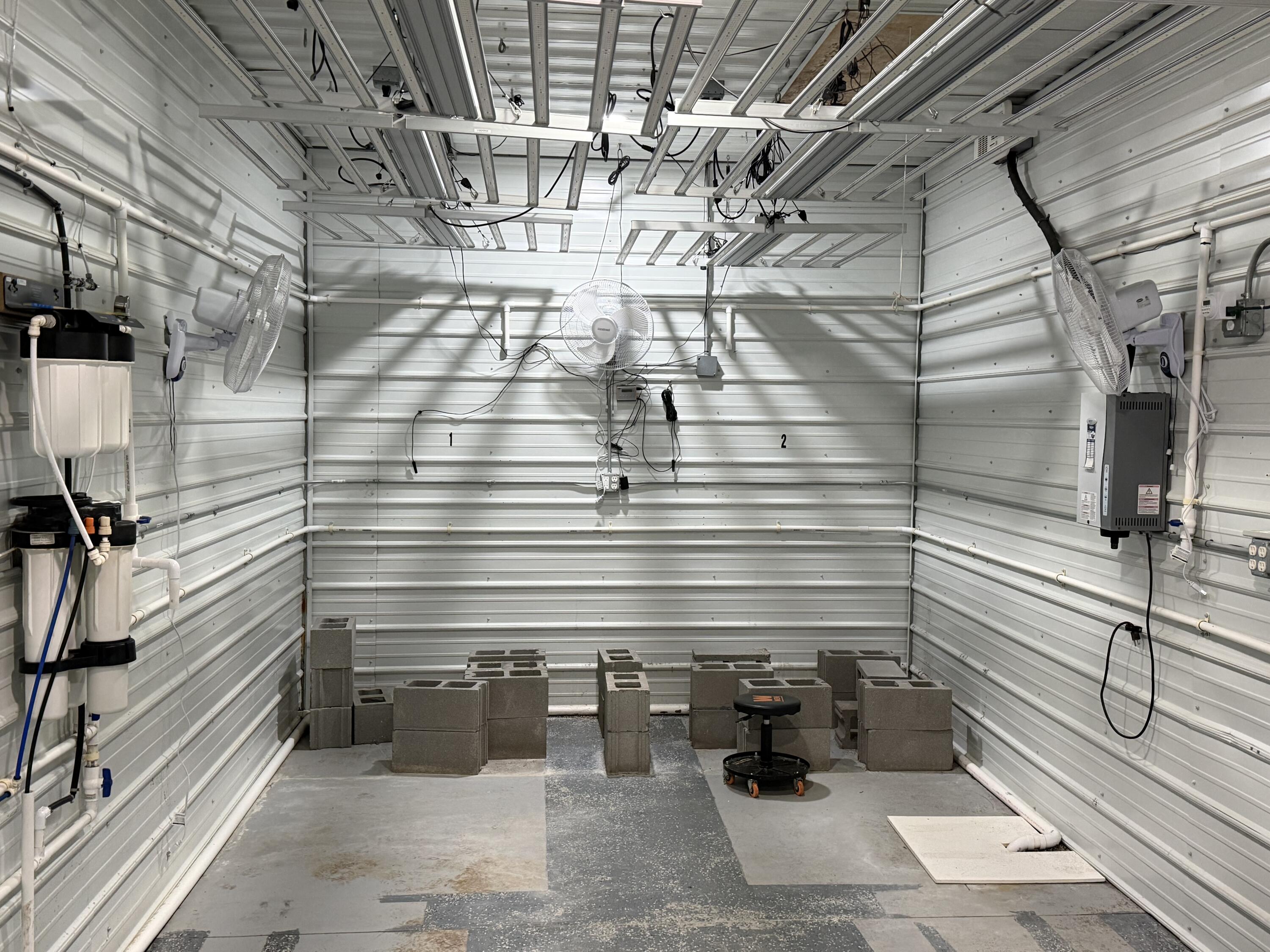 1981 Watkins Road Battle Creek, MI 49015 - Photo 29 of 44 IMG_4758