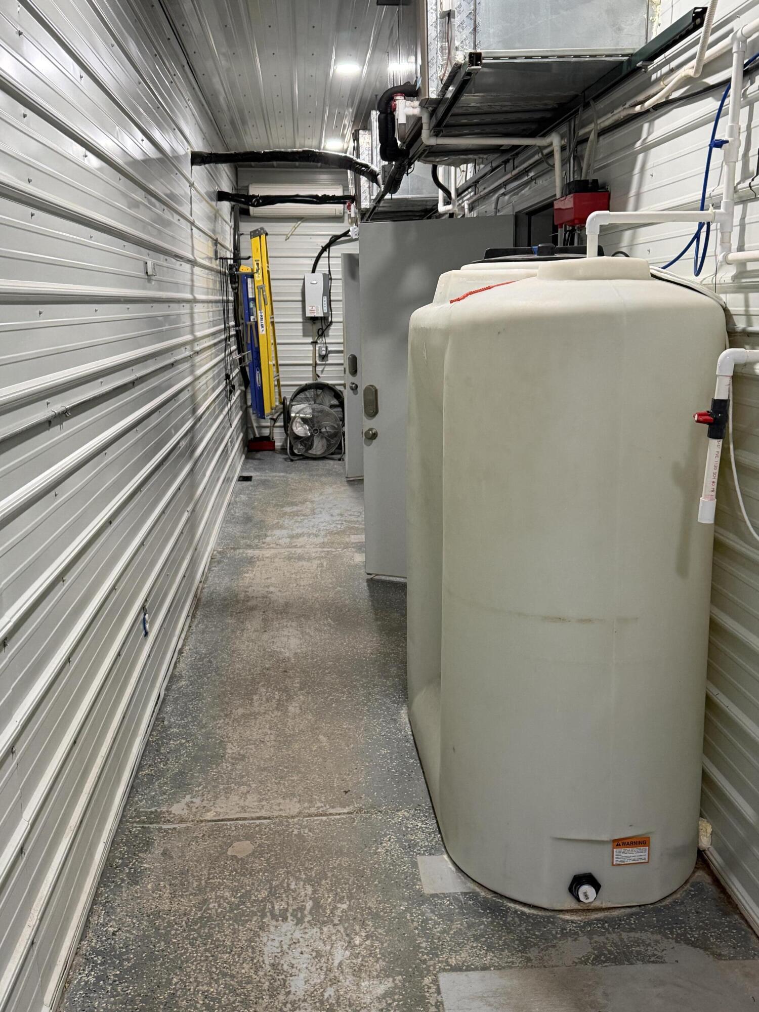 1981 Watkins Road Battle Creek, MI 49015 - Photo 31 of 44 IMG_4760