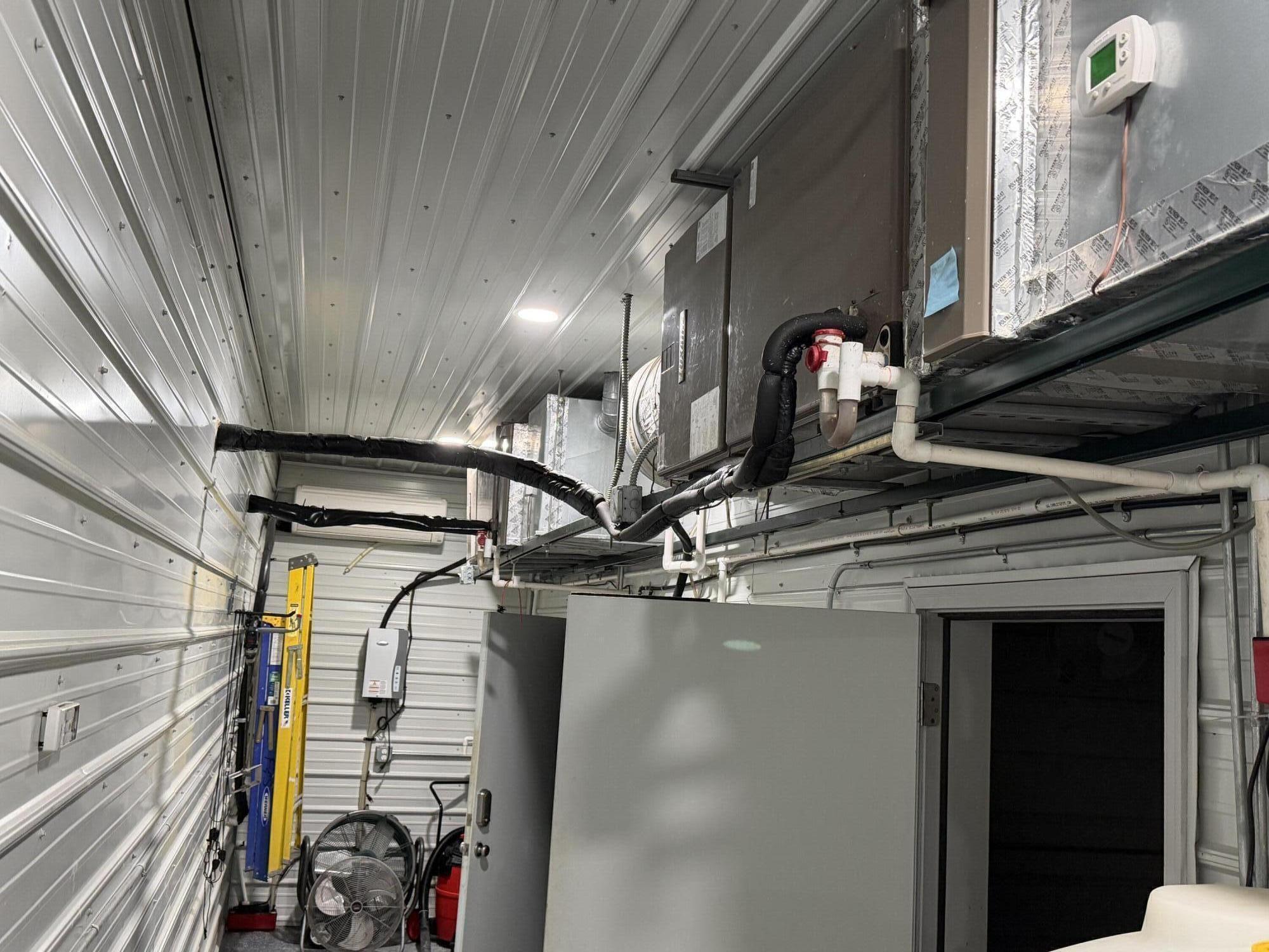 1981 Watkins Road Battle Creek, MI 49015 - Photo 33 of 44 IMG_4763