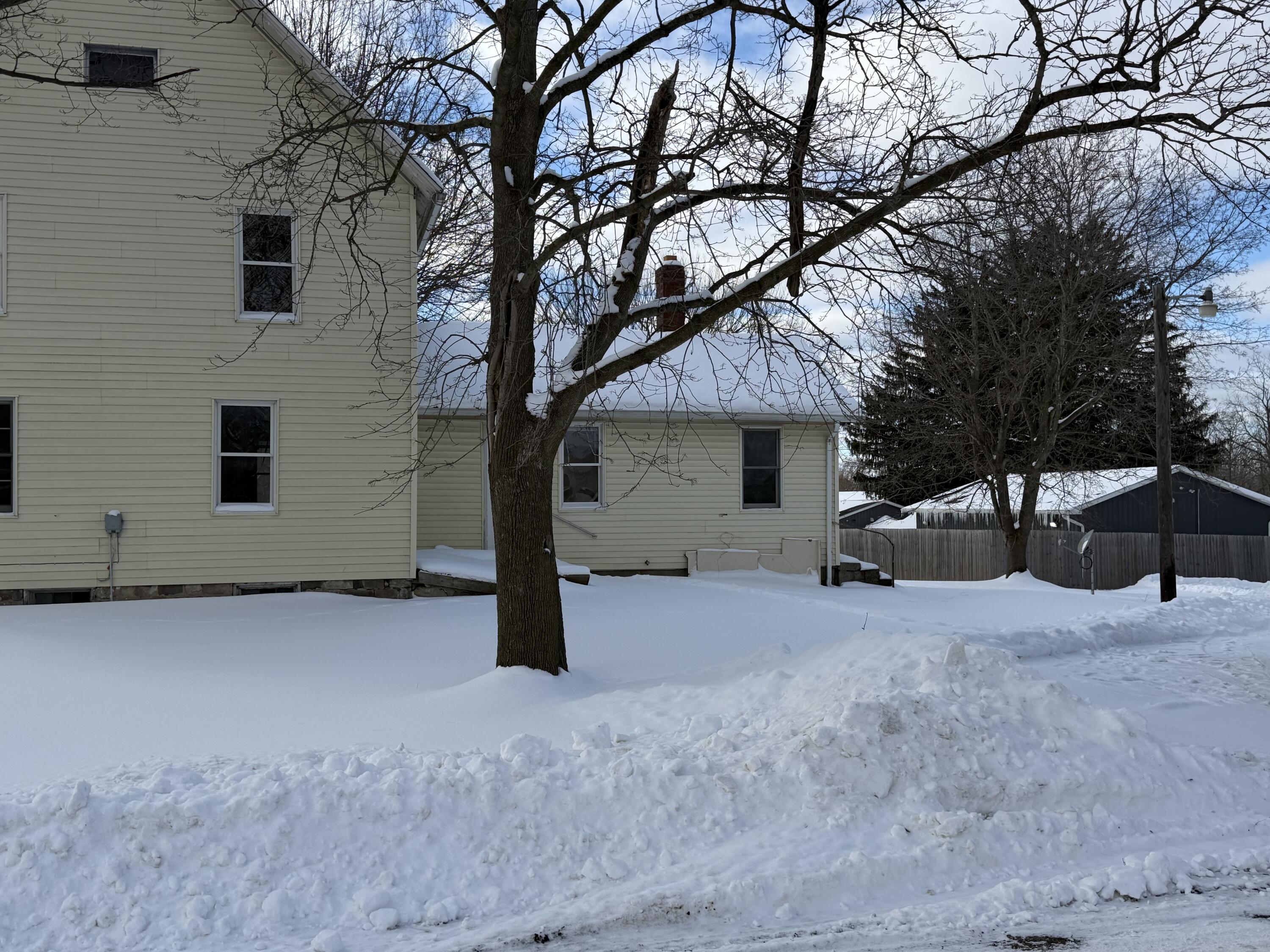 1981 Watkins Road Battle Creek, MI 49015 - Photo 43 of 44 IMG_4768