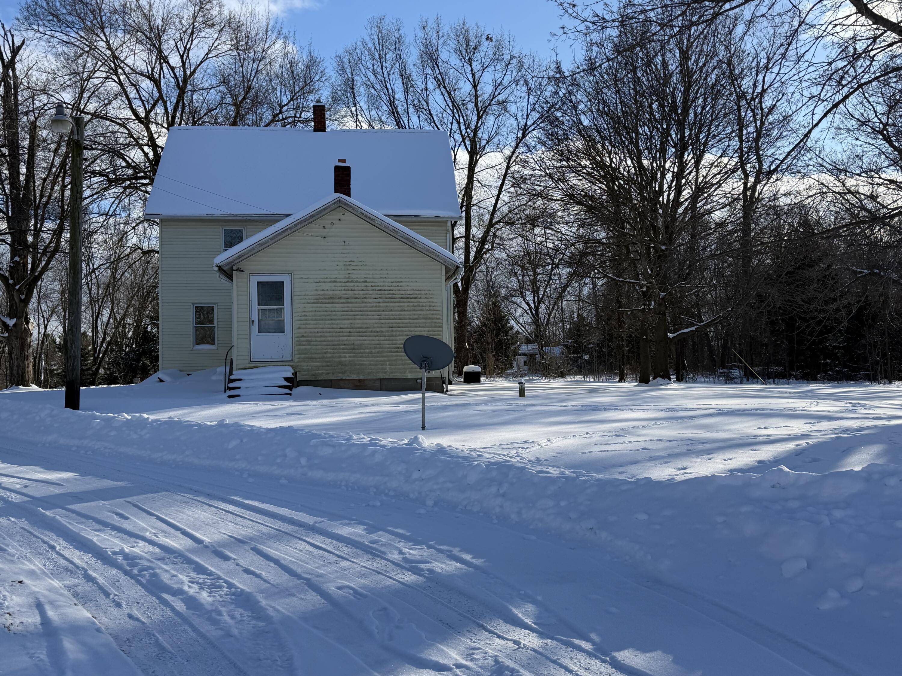 1981 Watkins Road Battle Creek, MI 49015 - Photo 6 of 44 IMG_4735