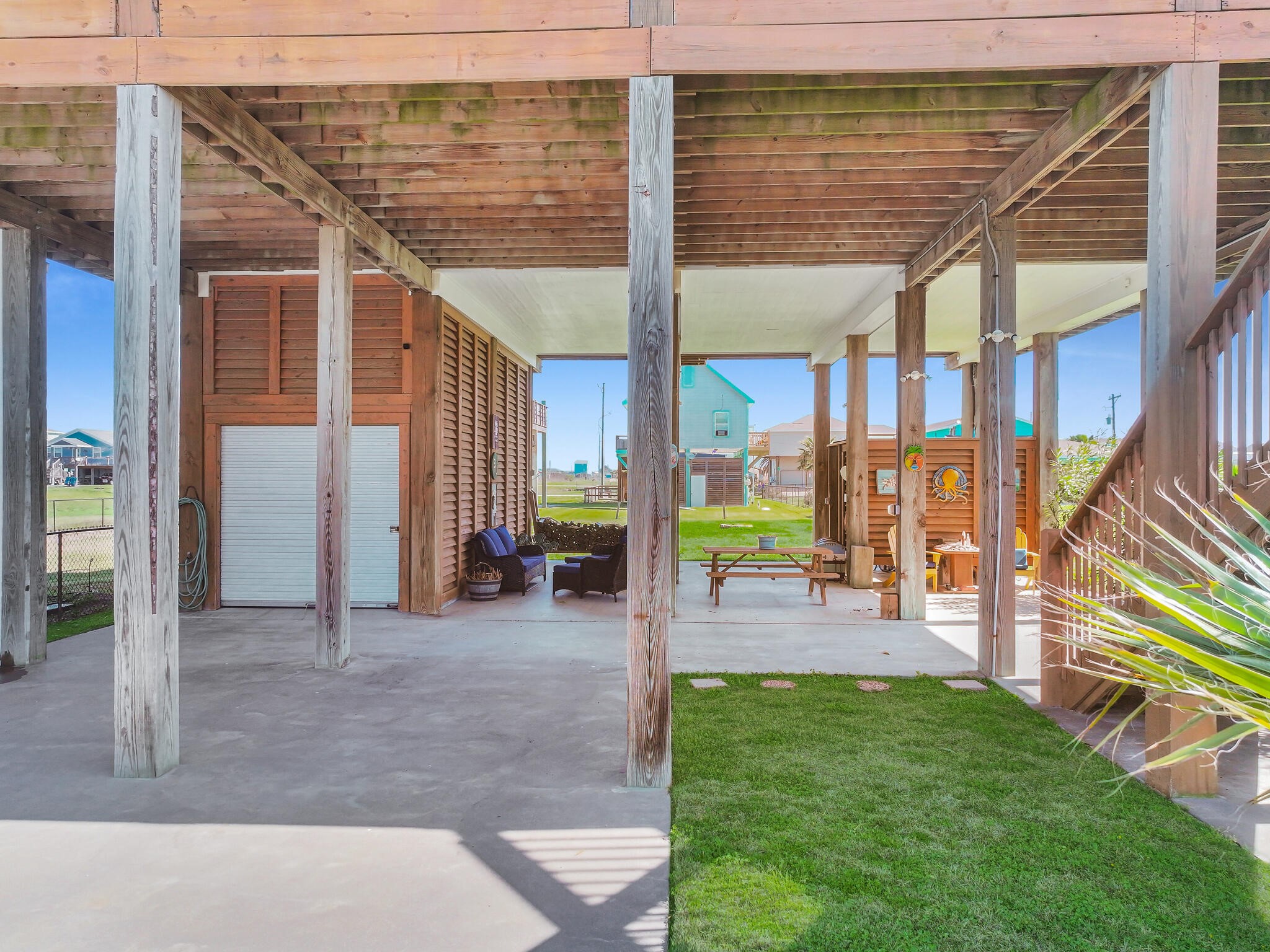 938 South Sage Road Crystal Beach, TX 77650 - Photo 17 of 50