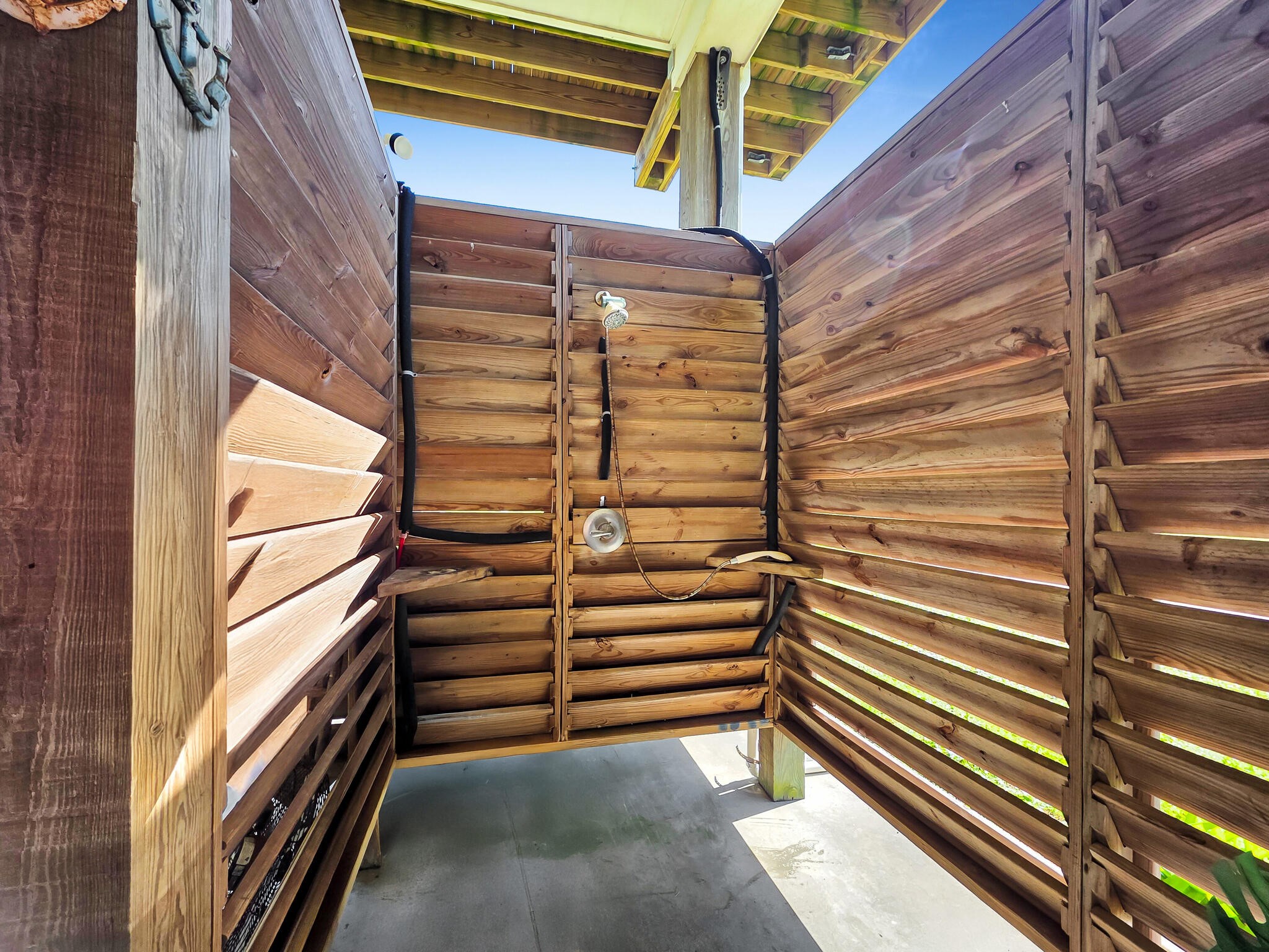 938 South Sage Road Crystal Beach, TX 77650 - Photo 18 of 50