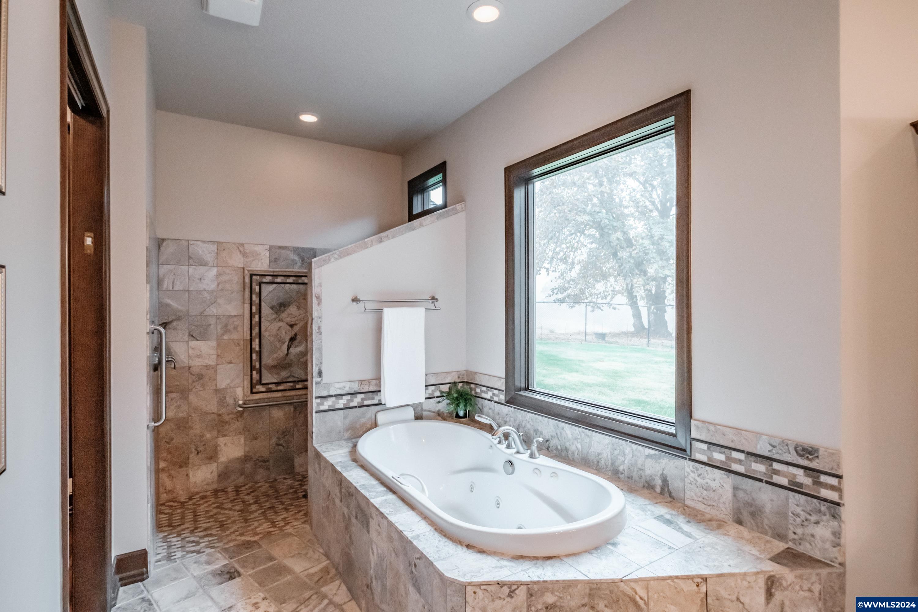 39915 South McCully Mountain Road Lyons, OR 97358 - Photo 21 of 44 Gallery Image 21