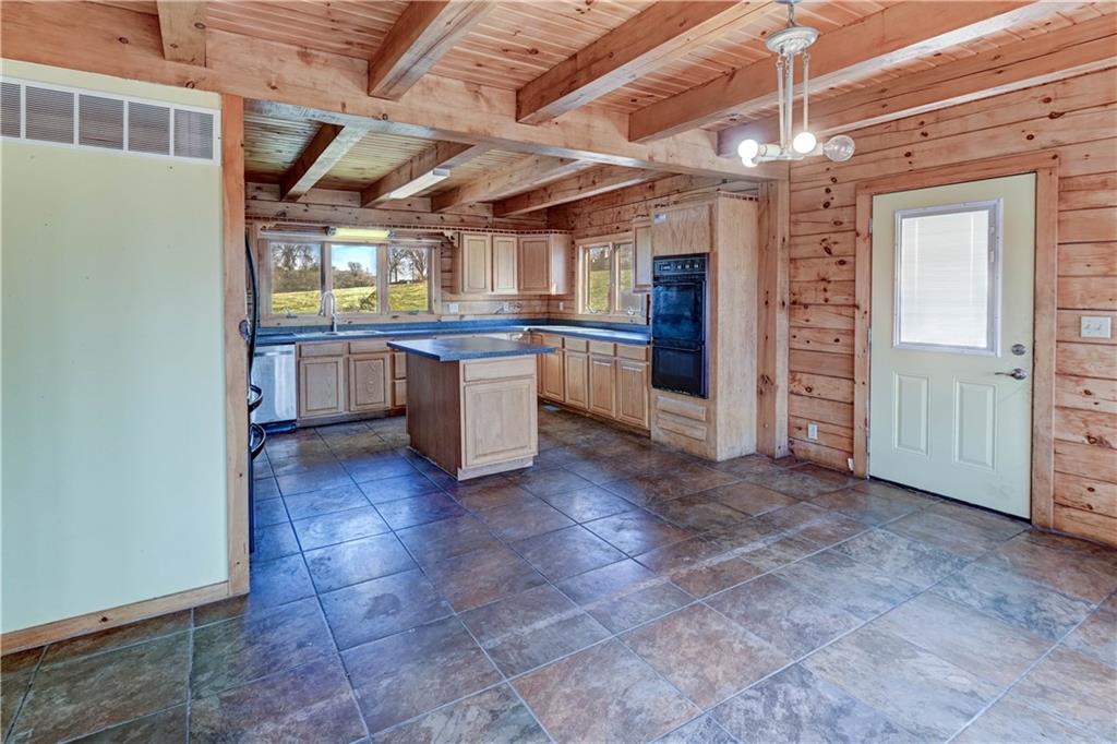 17301 East Kentucky Road Independence, MO 64056 - Photo 10 of 66