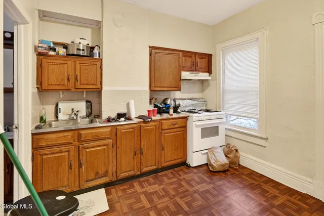 $260,000 | 238 Ontario Street, Albany, NY 12203