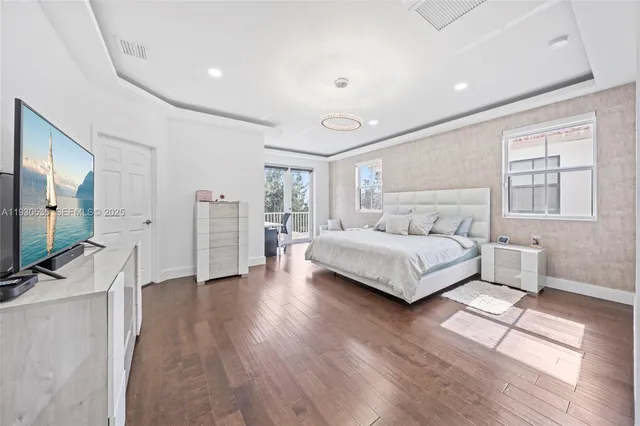 $7,000 | 6933 Northwest 104th Court, Unit 6933, Doral, FL 33178