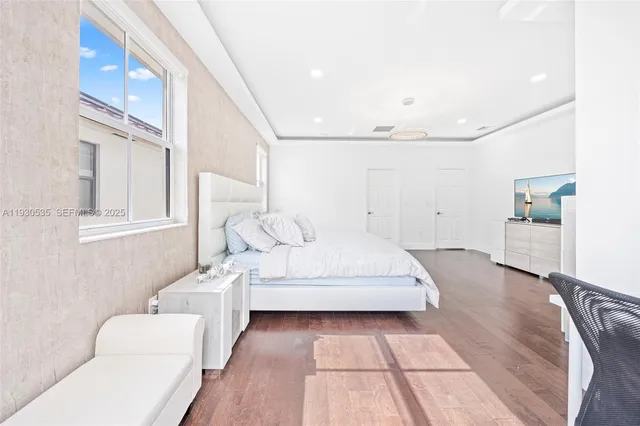 $7,000 | 6933 Northwest 104th Court, Unit 6933, Doral, FL 33178