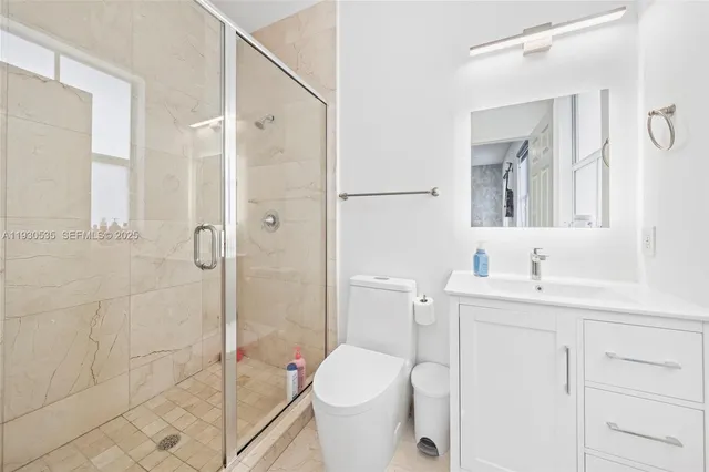 $7,000 | 6933 Northwest 104th Court, Unit 6933, Doral, FL 33178