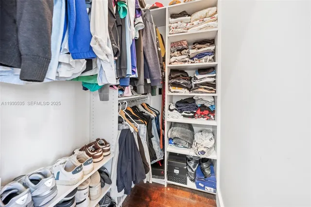 $7,000 | 6933 Northwest 104th Court, Unit 6933, Doral, FL 33178