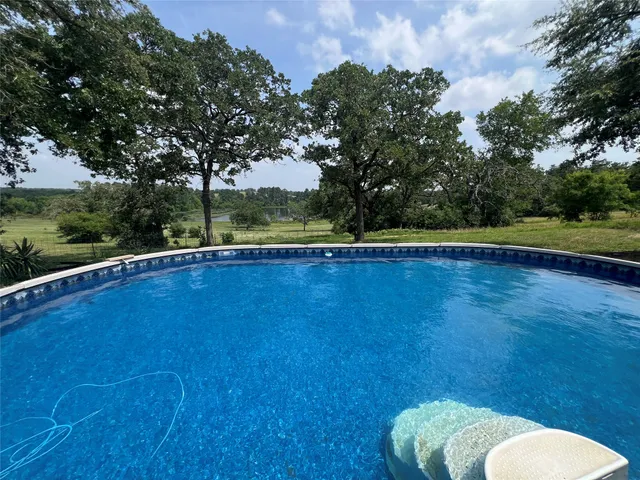 a view of outdoor space and garden
