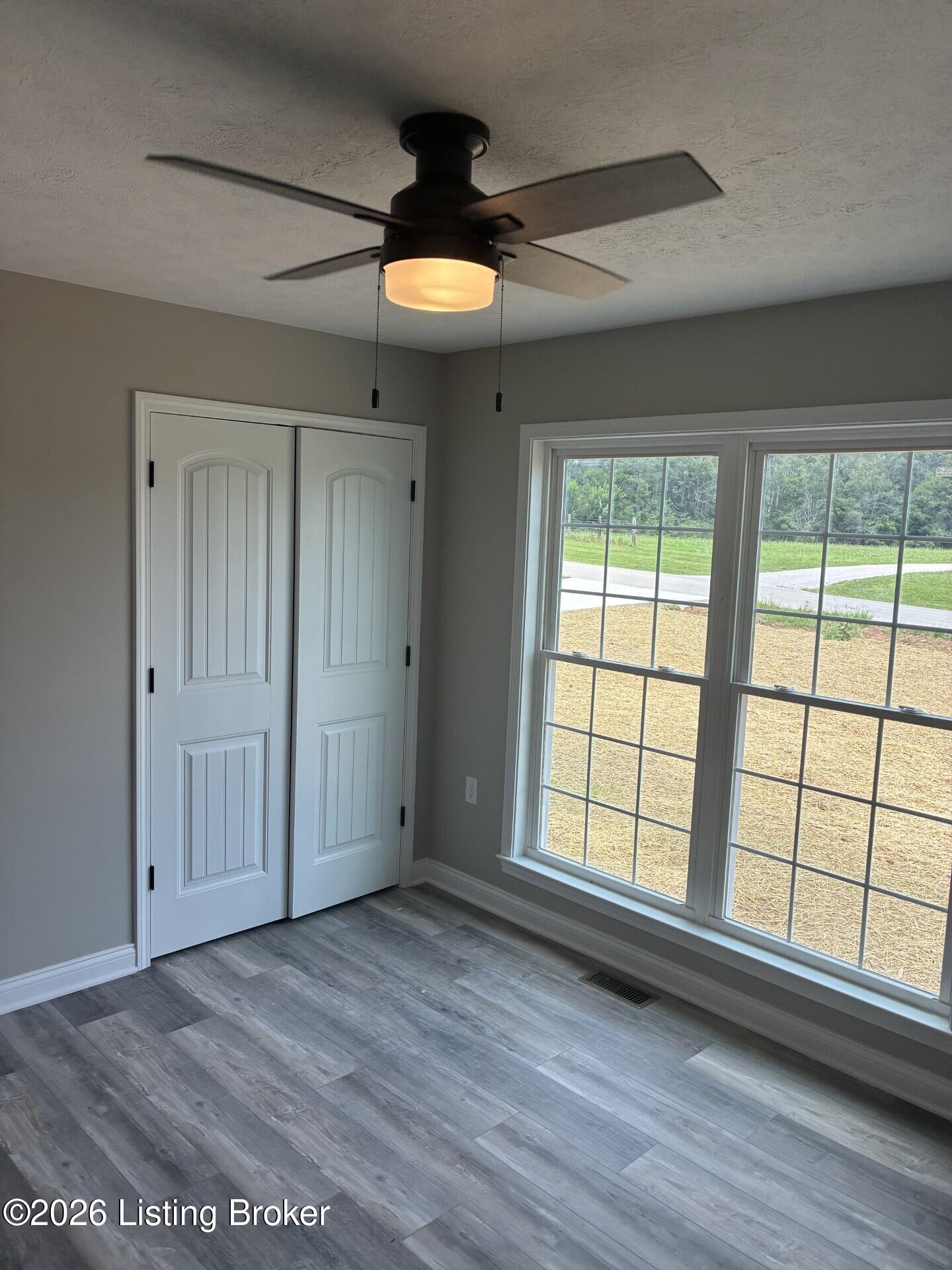 267 Overall Phillips Road Elizabethtown, KY 42701 - Photo 12 of 30 8877ce27-bd07-4eab-9316-5dc3f9842e03