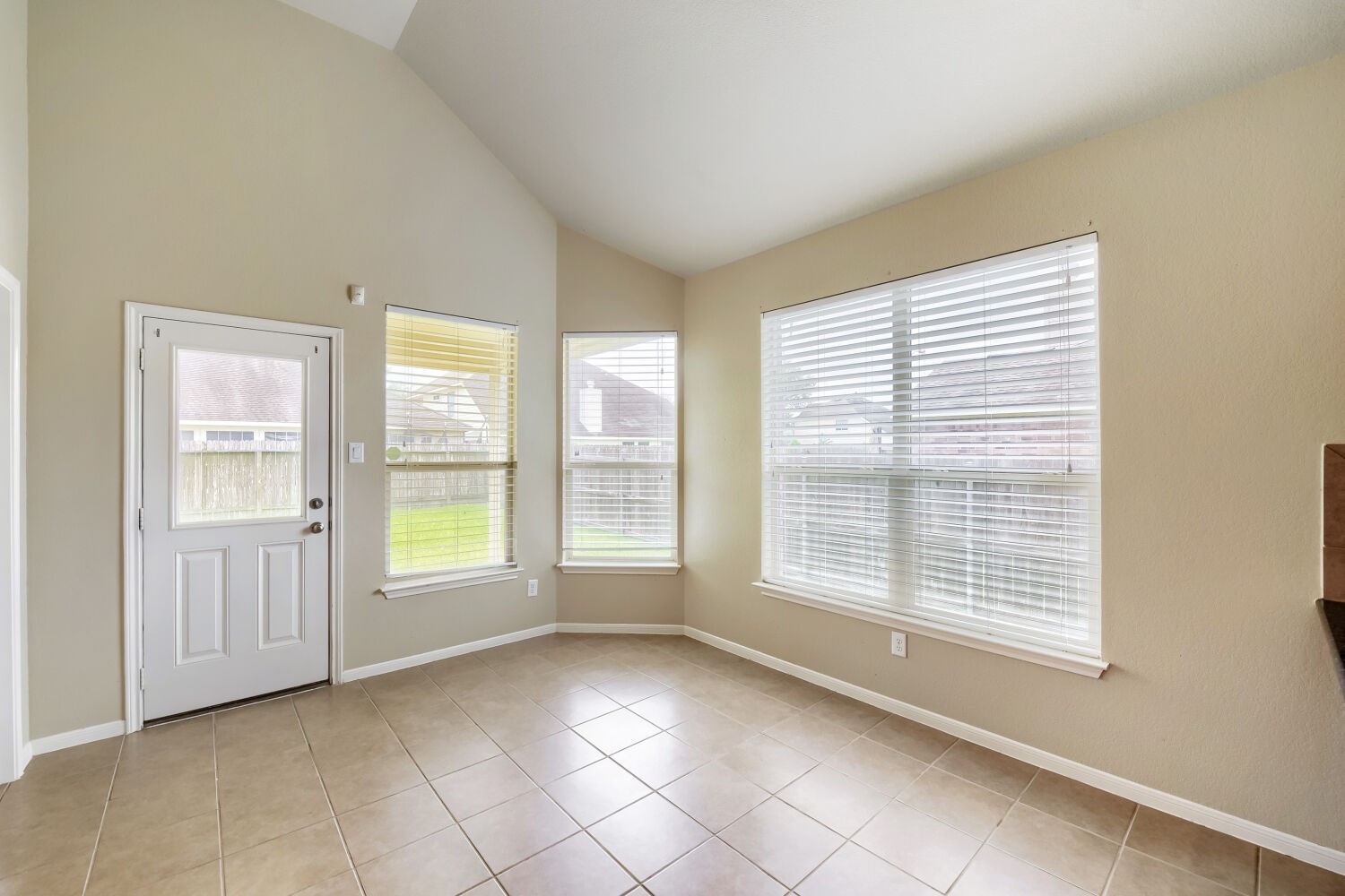 506 Carson Ridge Drive Spring, TX 77386 - Photo 12 of 28
