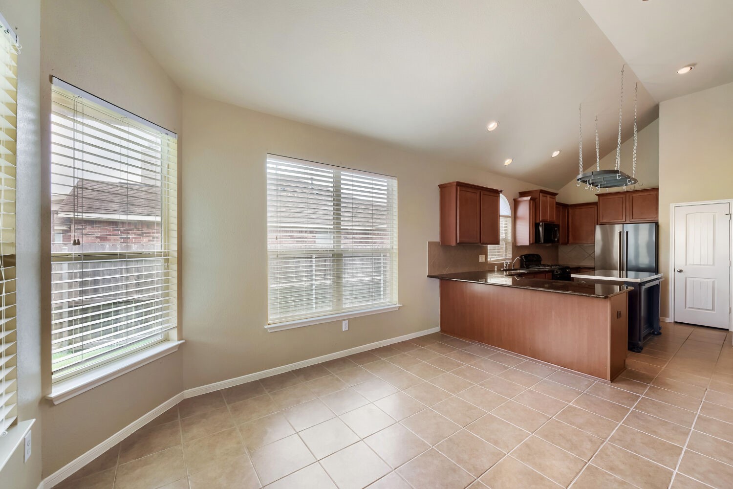 506 Carson Ridge Drive Spring, TX 77386 - Photo 10 of 28