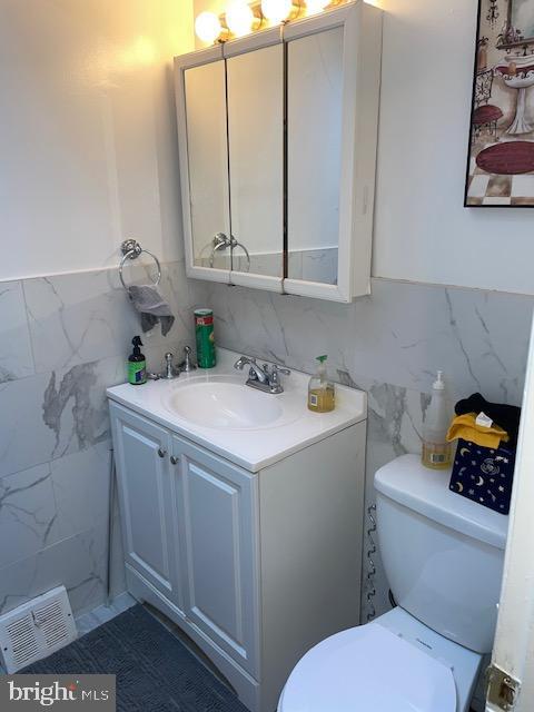 1676 Powell Road Brookhaven, PA 19015 - Photo 14 of 17