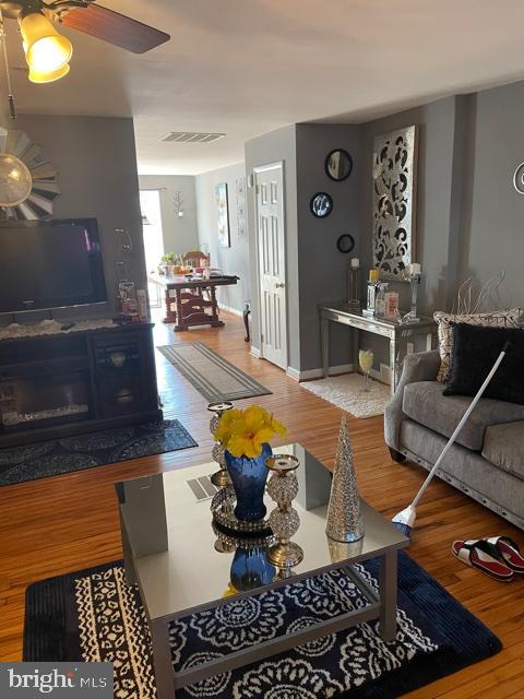 1676 Powell Road Brookhaven, PA 19015 - Photo 6 of 17