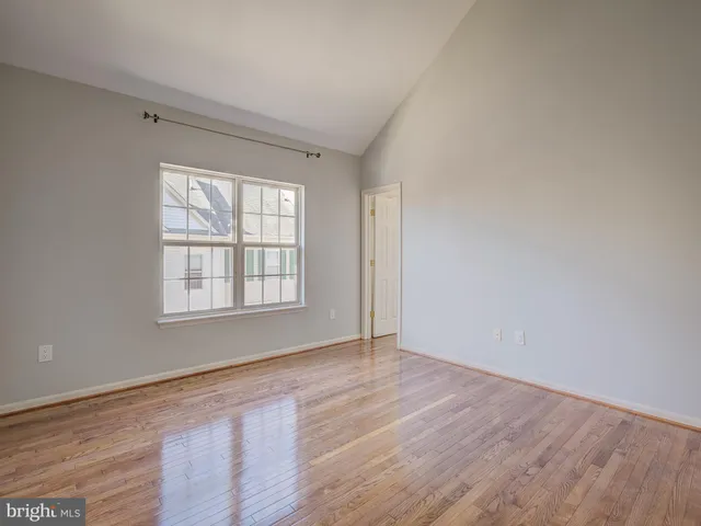 $2,800 | 12139 Amber Ridge Circle, Germantown, MD 20876