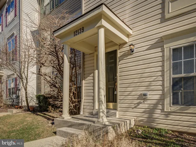 $2,800 | 12139 Amber Ridge Circle, Germantown, MD 20876