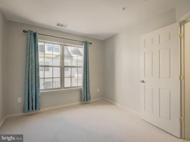 $2,800 | 12139 Amber Ridge Circle, Germantown, MD 20876