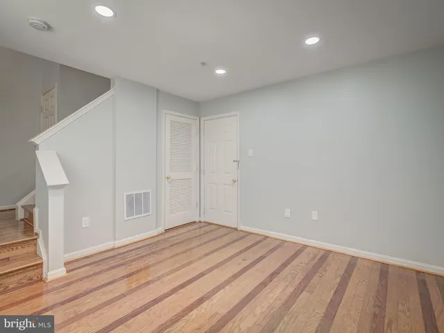 $2,800 | 12139 Amber Ridge Circle, Germantown, MD 20876