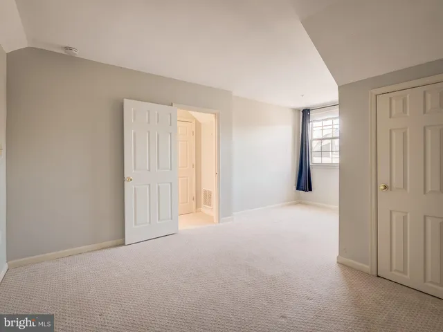 $2,800 | 12139 Amber Ridge Circle, Germantown, MD 20876