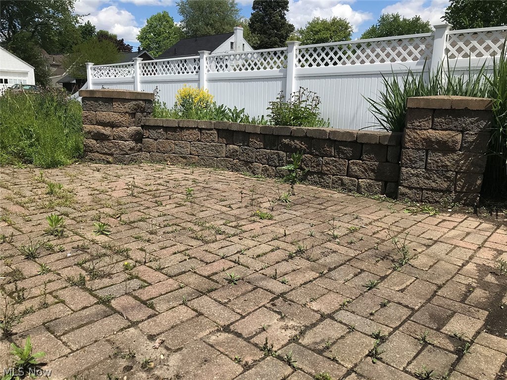 3724 2nd Street Northwest Canton, OH 44708 - Photo 3 of 18 Gallery Image 3