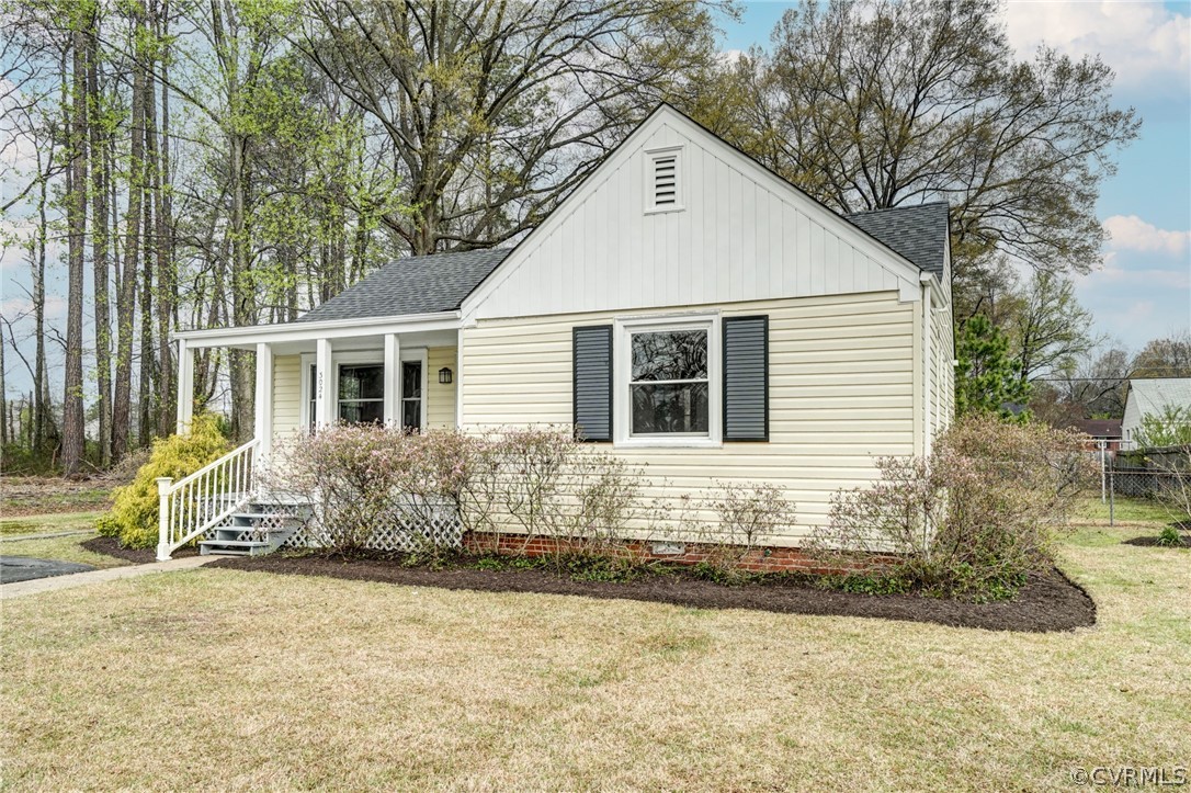 3024 Maplewood Road Henrico, VA 23228 - Photo 2 of 33 Front View