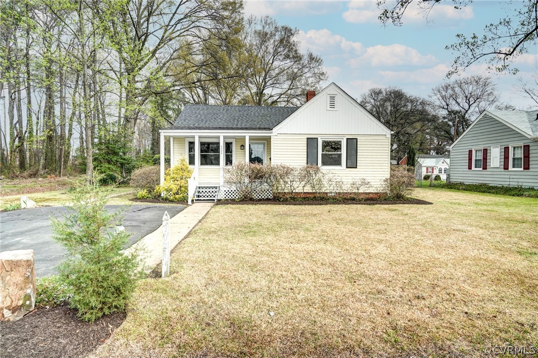3024 Maplewood Road Henrico, VA 23228 - Photo 4 of 33 Gallery Image 4