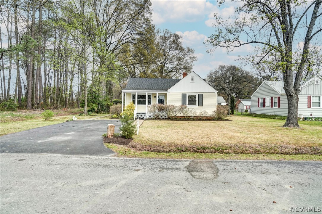 3024 Maplewood Road Henrico, VA 23228 - Photo 6 of 33 Gallery Image 6