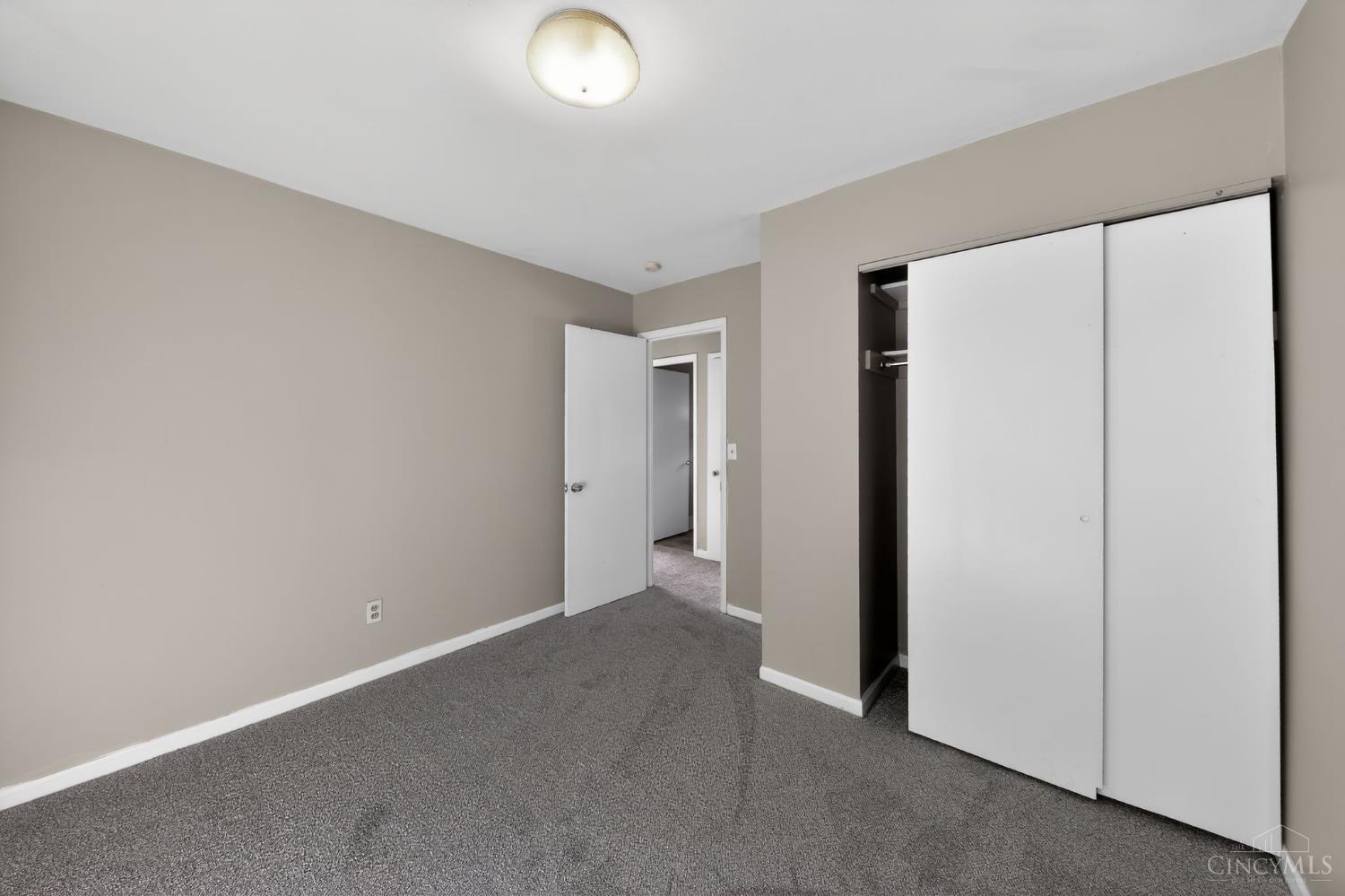3910 Delhi Road Cincinnati, OH 45204 - Photo 15 of 38